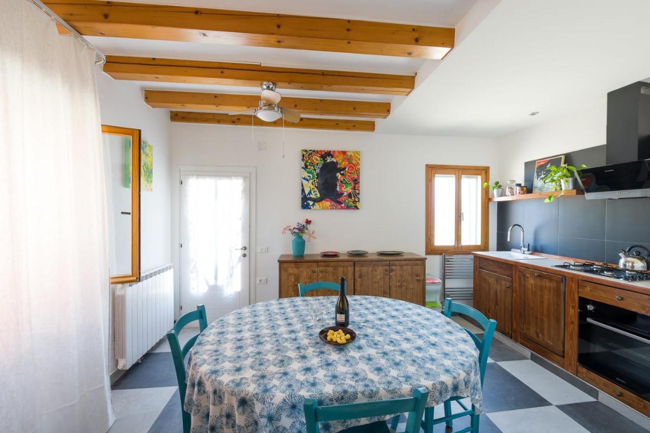 Night Galleria Holiday Home - Bed & Art In Burano - The Pink House 外观 照片