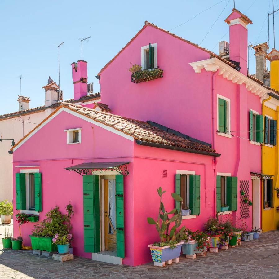 Night Galleria Holiday Home - Bed & Art In Burano - The Pink House 外观 照片